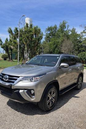 TOYOTA HILUX SW4 2.7 SR 4X2 16V FLEX 4P AUTOMÁTICO